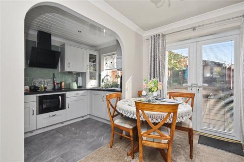 3 bedroom townhouse for sale, Telford Close, Castleford, West Yorkshire