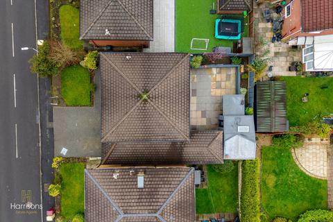 4 bedroom detached house for sale, Dale Lee, Westhoughton, Bolton, Lancashire, BL5