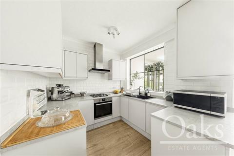 4 bedroom terraced house for sale, Estcourt Road, South Norwood