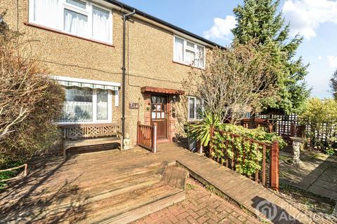 2 bedroom maisonette for sale, Knolton Way, Slough, Berkshire