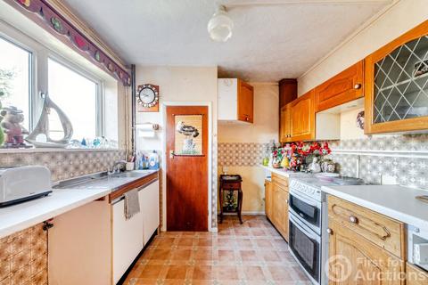 2 bedroom maisonette for sale, Knolton Way, Slough, Berkshire