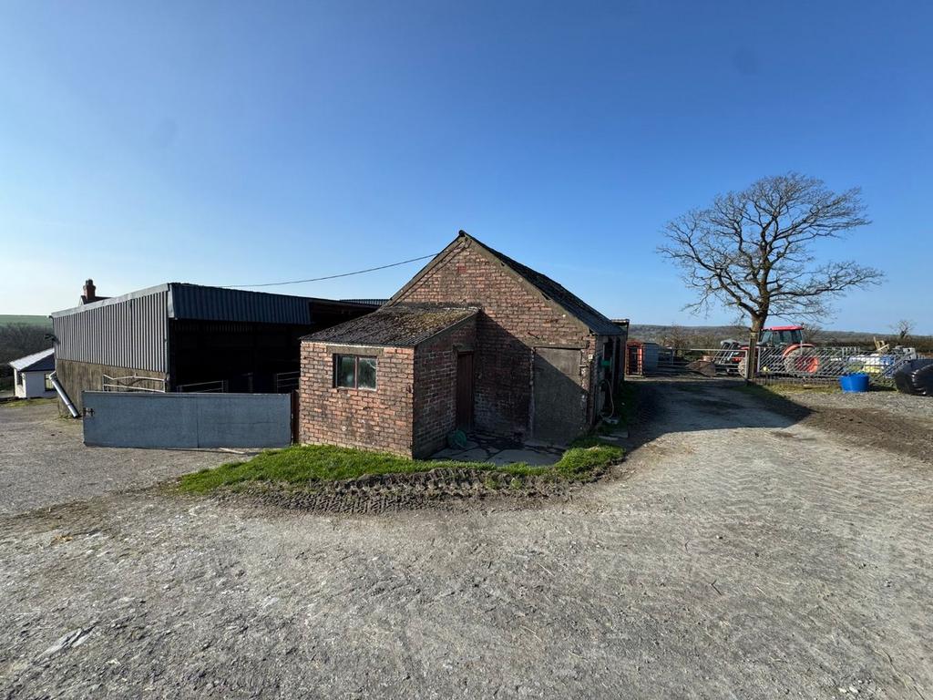 House in Cardigan - View 3