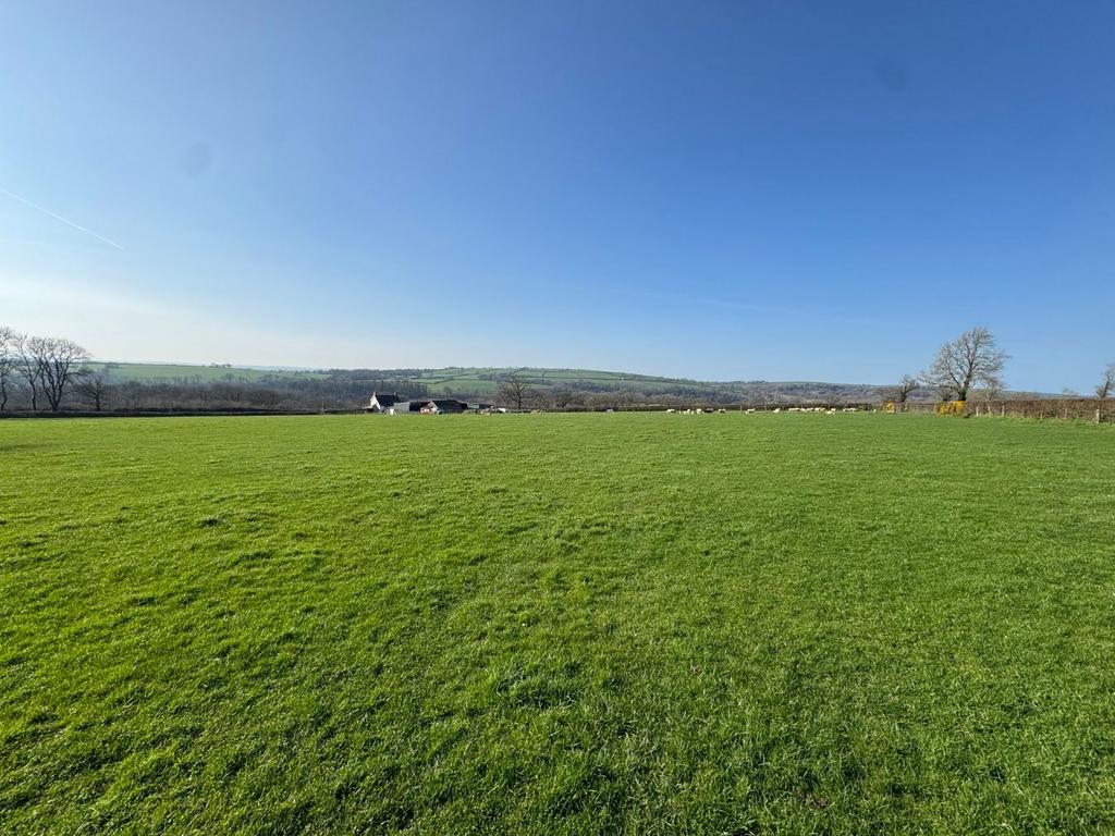 House in Cardigan - View 4