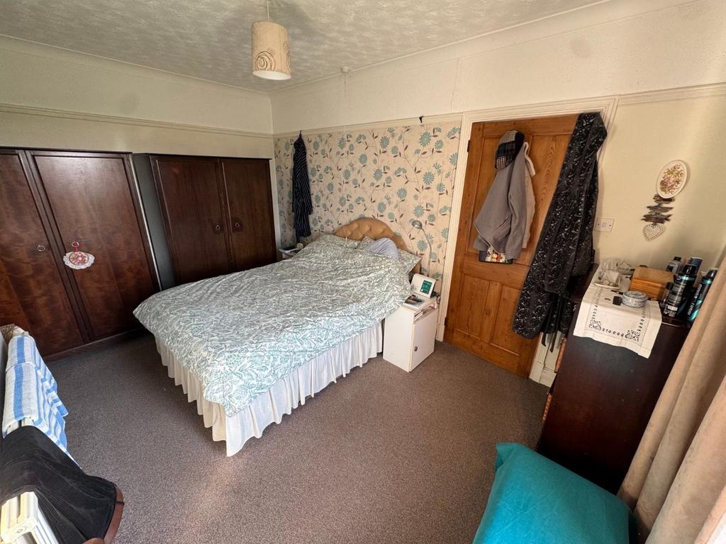 House in Cardigan - More