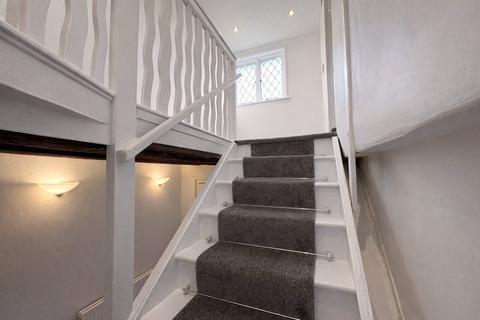6 bedroom semi-detached house for sale, Polhill Lane, Harrietsham, Maidstone, Kent, ME17