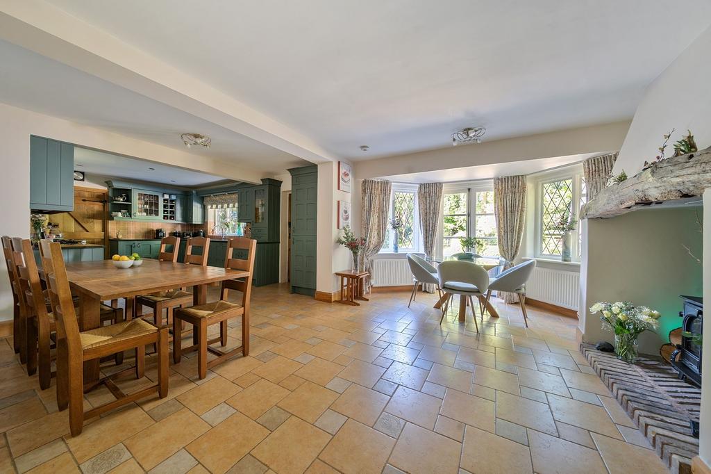 Kitchen / Breakfast Room