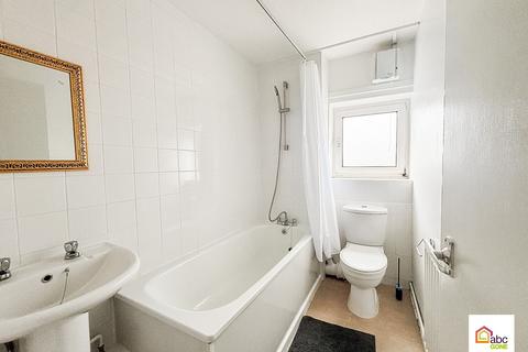 undefined, Edmunds Tower, Harlow