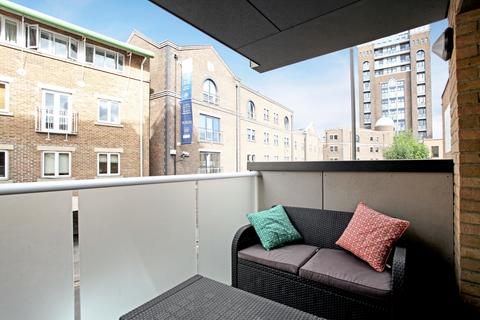 1 bedroom flat to rent, Chatfield Road London SW11