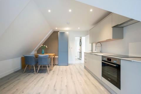 undefined, Ashley Road, Walton-on-Thames, KT12