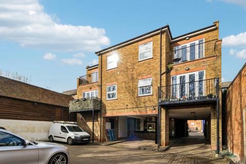undefined, High Street, Rickmansworth WD3