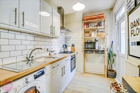 undefined, Pall Mall, Leigh On Sea