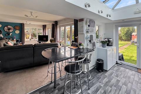 4 bedroom detached house for sale, Fir Tree Grove, Bredhurst, Gillingham, ME7