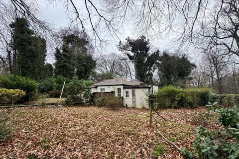 undefined, Allerton Tower Lodge, Woolton Road, Woolton, Liverpool, Liverpool, L25 7UL