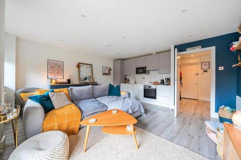 undefined, Calcot,  Reading,  Berkshire,  RG31