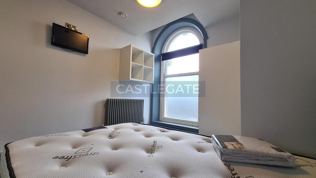 Merchants Hall G.1.4 Bedroom (6)