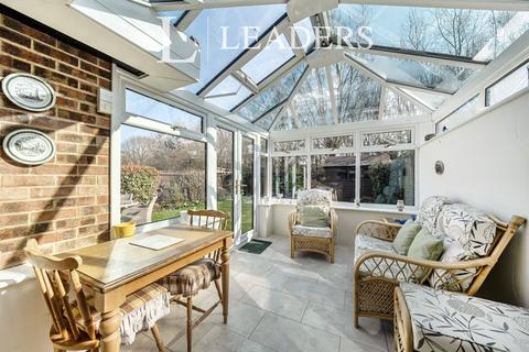 2 bedroom bungalow for sale, Denbeigh Drive, Tonbridge, Kent
