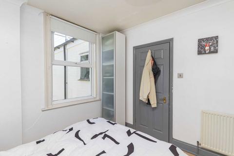 1 bedroom flat to rent, Oakfield Road, London N4
