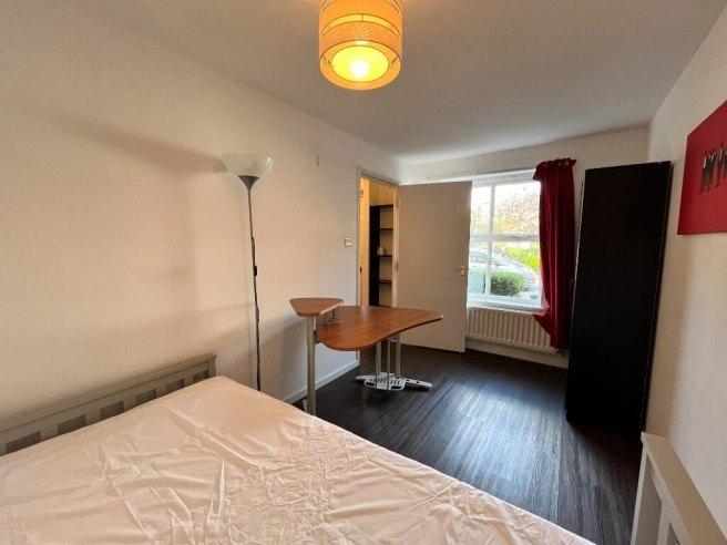 Lancelot-road-bs16-1wg-1050576