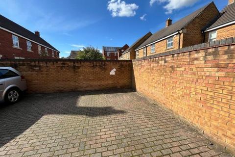 undefined, Lancelot Road