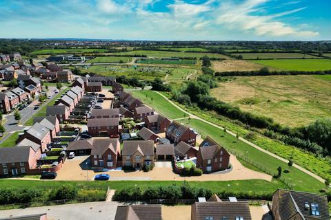 4 bedroom detached house for sale, Pompeii Grove, Milton Keynes MK11