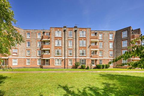 undefined, Grand Drive, Raynes Park, London, SW20