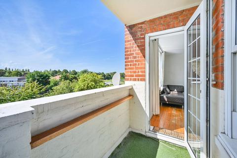 undefined, Grand Drive, Raynes Park, London, SW20