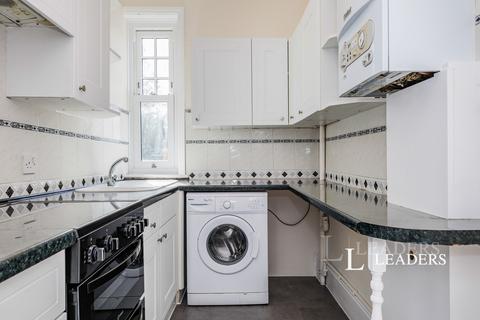 undefined, Knoll Road, Dorking, RH4