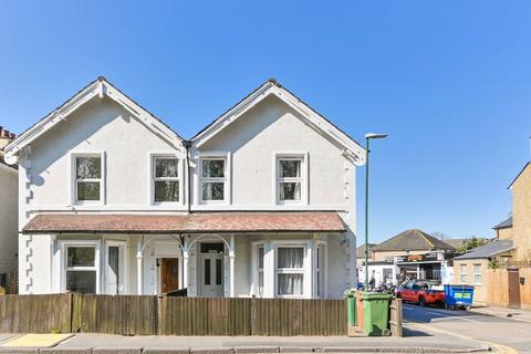 undefined, London Road, Hackbridge, Wallington, SM6