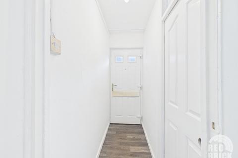 2 bedroom flat to rent, Barkers Butts Lane, Coundon, Coventry, CV6