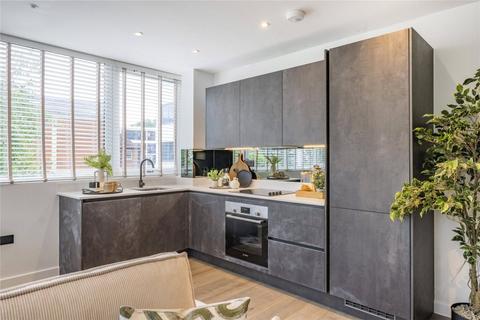 undefined, West Byfleet, Surrey, KT14