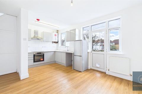 3 bedroom end of terrace house to rent, Roding Lane North, Woodford Bridge, IG8