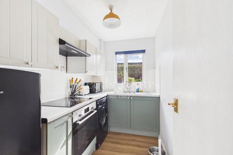 1 bedroom apartment for sale, Trinity Road, Kent DA12
