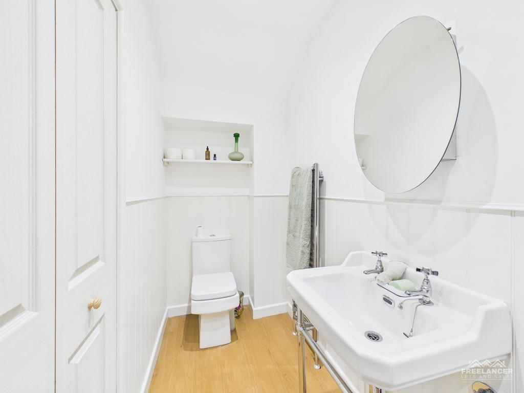 Bathroom 2
