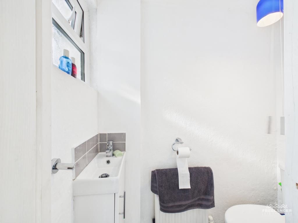 Ground floor wc
