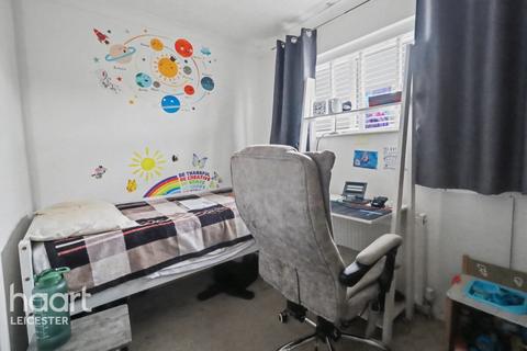 undefined, Glen Park Avenue, Leicester