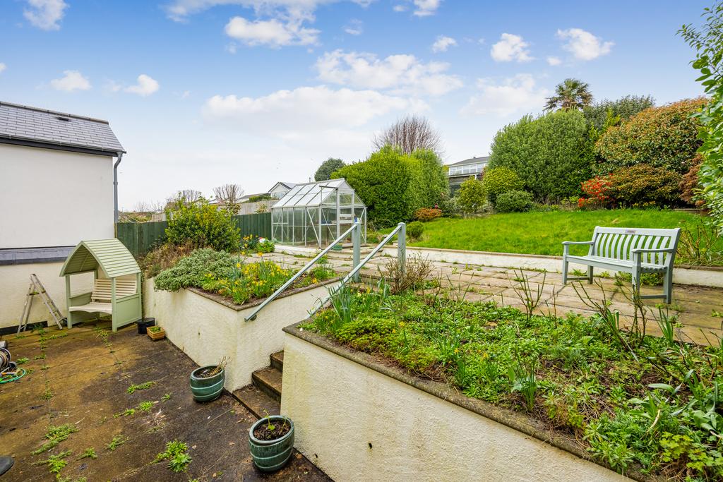 A06 - Lower Warren Road Kingsbridge - 260223