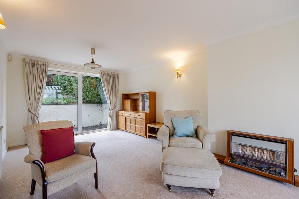 A16 - Lower Warren Road Kingsbridge - 260223