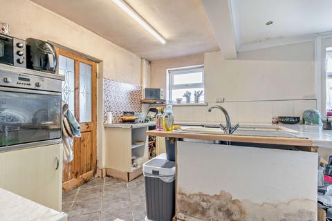 3 bedroom semi-detached house for sale, Lansbury Avenue, Cefn Hengoed, Hengoed, CF82