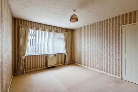 3 bedroom bungalow for sale, Highfield Gardens, Morley LS27