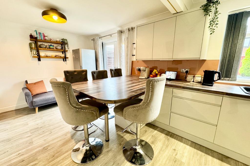 Kitchen/Family Room