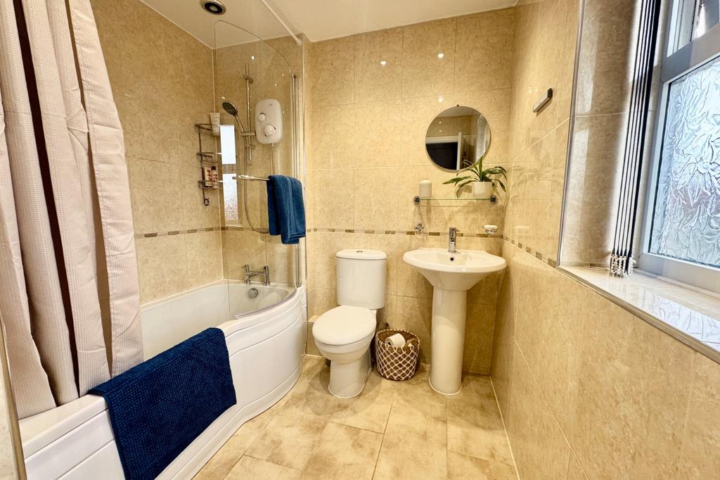 Ensuite