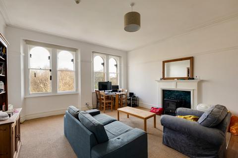 undefined, Flat , Victoria Square,