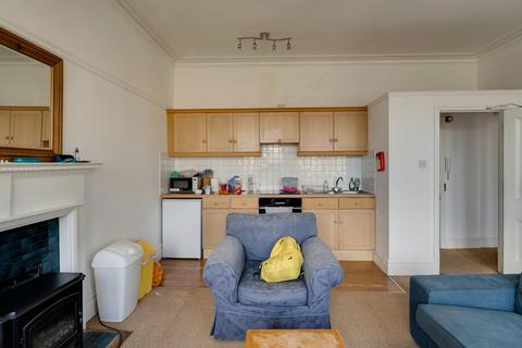 undefined, Flat , Victoria Square,
