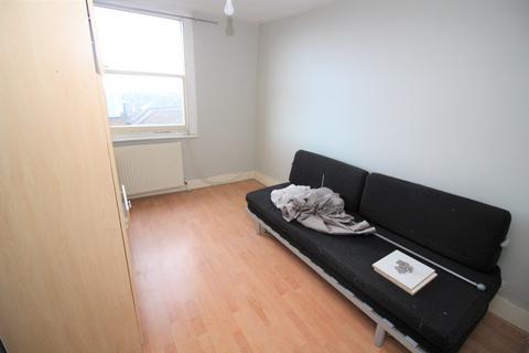 undefined, Milton Road, Gravesend DA12
