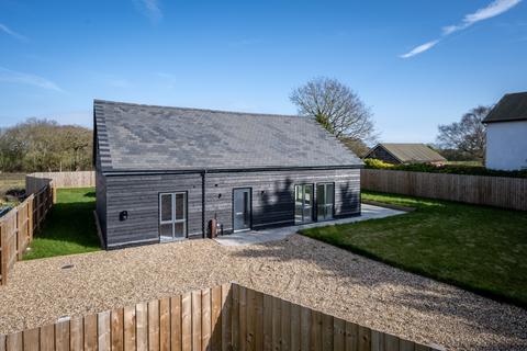 3 bedroom barn conversion for sale, Thorpe Le Soken
