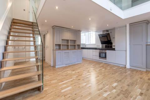 2 bedroom flat to rent, Marchmont Crescent, Marchmont, Edinburgh