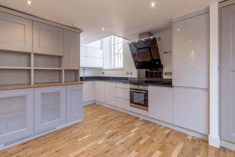 2 bedroom flat to rent, Marchmont Crescent, Marchmont, Edinburgh