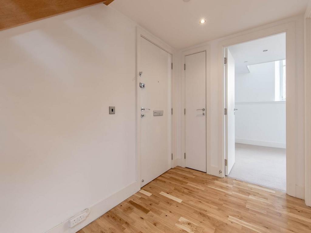 40268 Marchmont Cres