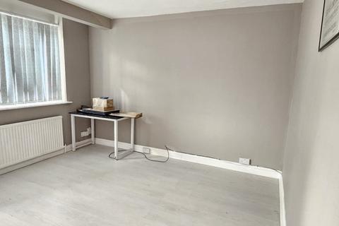 undefined, Dell Road, West Drayton, UB7