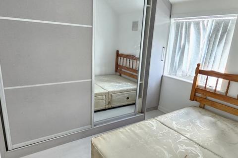 undefined, Dell Road, West Drayton, UB7